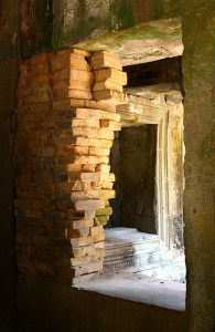 3.1361143876.bricking-in-windows